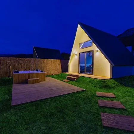 Reissuits Holiday home Bezirgan