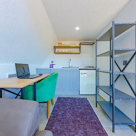 Holiday home Reissuits Bezirgan